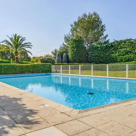Sublime Studio Of 26 M With Swimming Pool Apartman *
